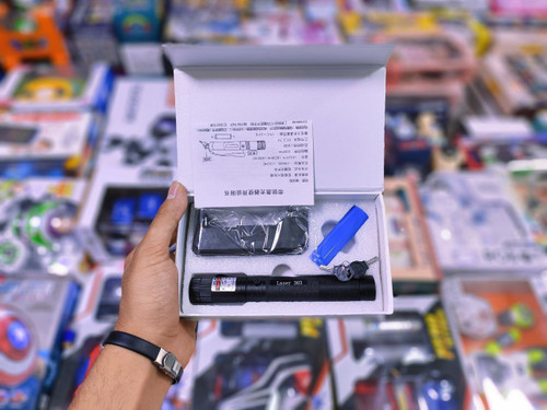 لیزر حرفه ای شارژی برند GREEN LASER POINTER بازار صالح اباد