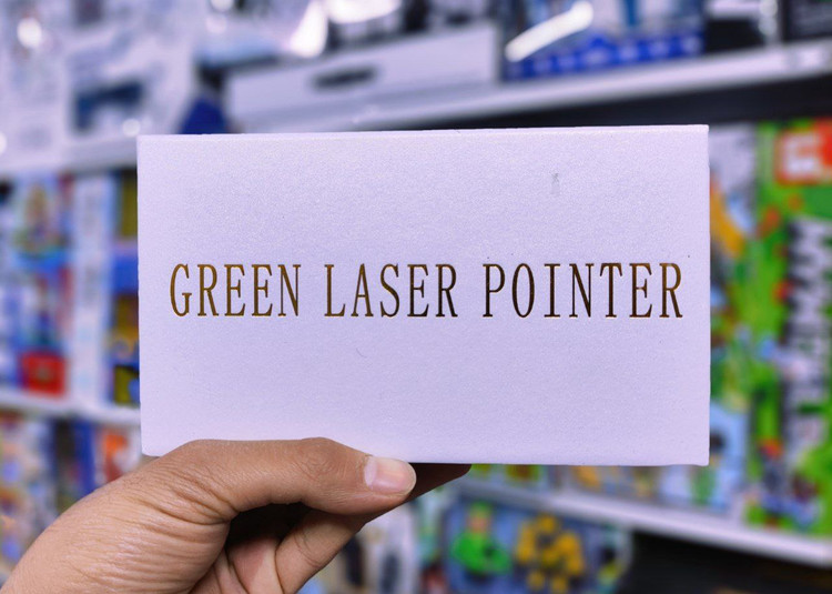 لیزر حرفه ای شارژی برند GREEN LASER POINTER بازار صالح اباد