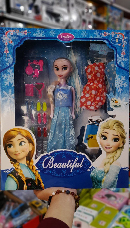 عروسک فروزن با کفش و لباس آیتم ۱۹۲۴ | اسباب بازی صالح آباد