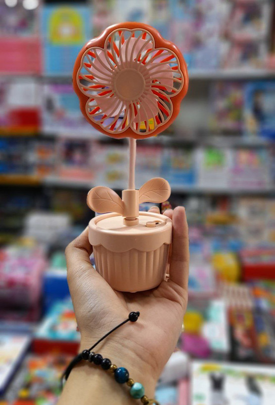 پنکه شارژی طرح گل دو سرعته آیتم ۰۷۰ | پخش عمده صالح آباد سنتر