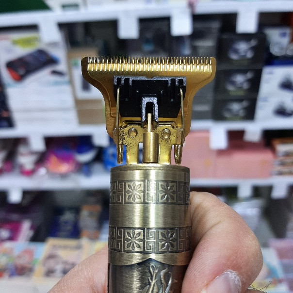 ماشین ریش تراش