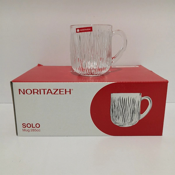 نیم لیوان شیشه ای