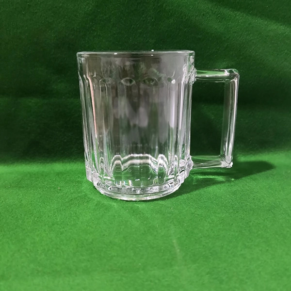 لیوان کلاسیک