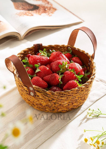 سبد حصیری دسته چرم