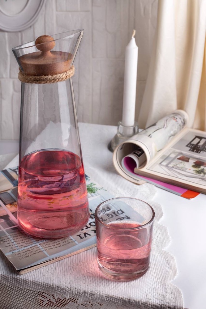 پارچ شیشه ای درب چوبی مدل کارا