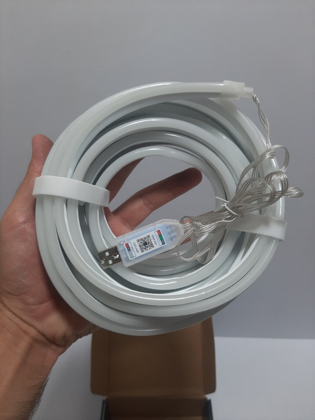 نوار LED نئون RGB هوشمند | کنترل با ریموت و اپلیکیشن موبایل