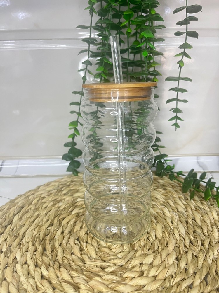 لیوان اسموتی شیشه ای نی دار درب چوبی بلند مدل حلقه ای